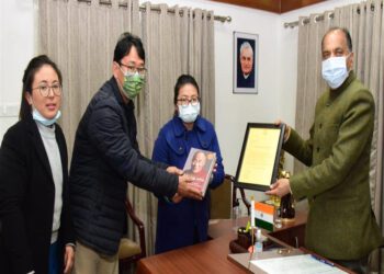 Tibetan community conveys good wishes on Statehood Day celebrations