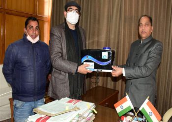 E-Tech Services presents touch free hand sanitizer machines to CM