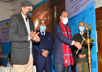 46 students awarded under Yuva Vigyan Puraskar scheme: CM