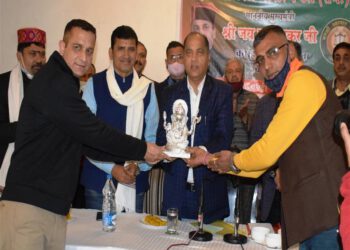 State Government committed towards welfare of the traders: CM