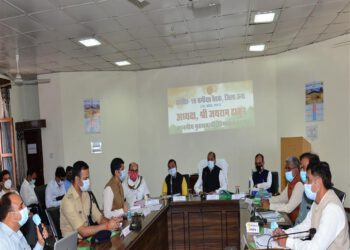 CM reviews Covid and drought situation in Una District