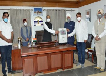 Sant Nirankari Mandal presents 50 oxygen concentrators