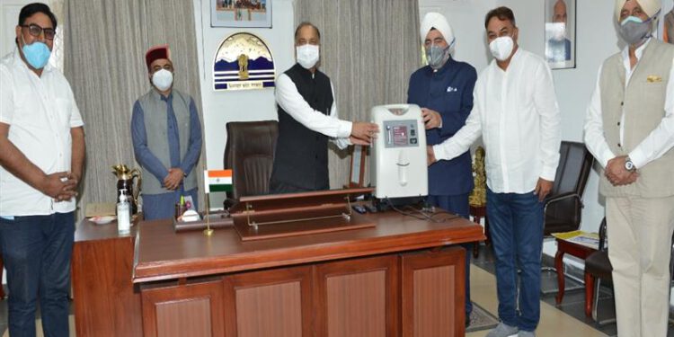 Sant Nirankari Mandal presents 50 oxygen concentrators
