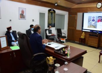 Chief Minister dedicates Makeshift Hospital at Paraur in Palampur