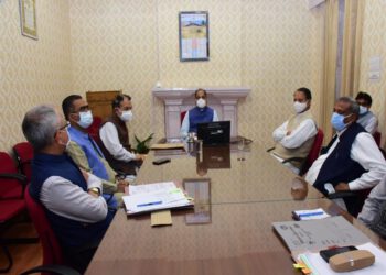 All shops to remain open for 5 days a week from 9.00 am to 2.00 pm