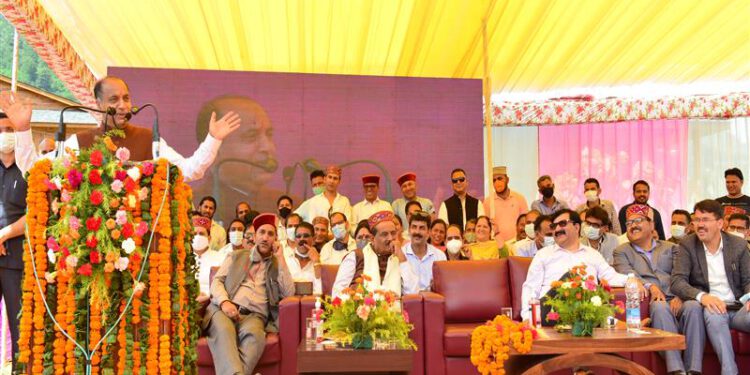 CM announces Jal Shakti Division at Manali and PHC at Sajla