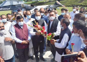 Hon’ble CM being accorded rousing welcome on his arrival at CSK Agriculture University Palampur