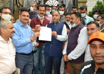 A delegation of HP NGO Federation calls on Hon’ble CM at Vidhan Sabha