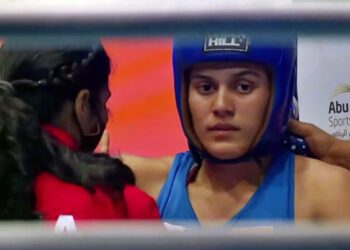 CM congratulates Sneha Negi for winning gold medal