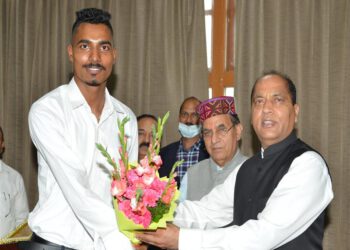 Nishad Kumar calls on Chief Minister