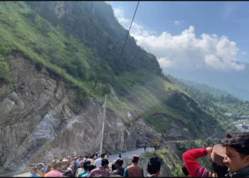 Landslide occurred near Jeori- Sub division Rampur District Shimla