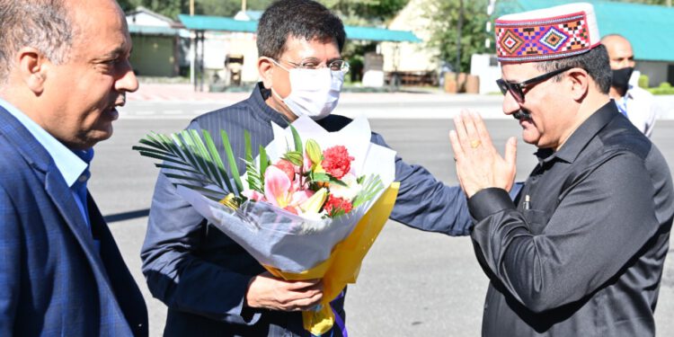 Weaver Service and Design Resource Center to be set up in Kullu : Piyush Goyal