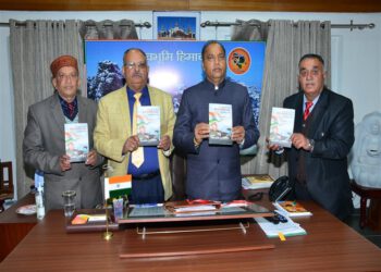 CM releases book of Rajendra Rajan on INA Soldier Captain Ram Singh