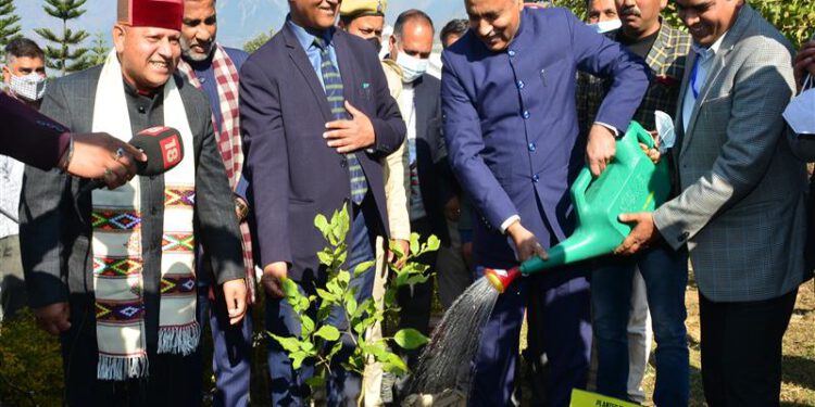 CM plants sapling in Tapovan Vidhan Sabha