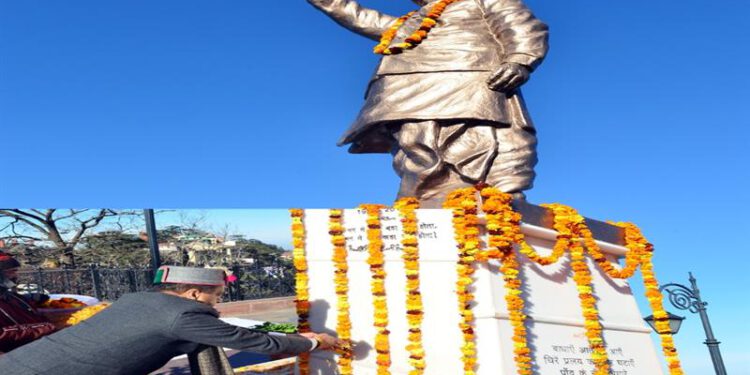 Governor and CM pay tribute to former Prime Minister Atal Bihari Vajpayee