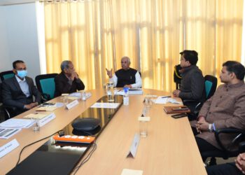 Governor visits IIT Mandi