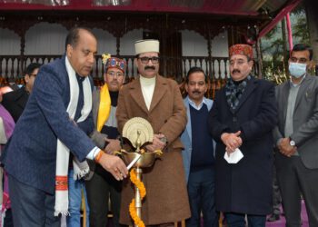 CM inaugurates Winter Carnival in Manali