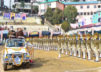 Chief Minister Jai Ram Thakur inspecting the parade on the occasion of state level Statehood Day function at Solan today.