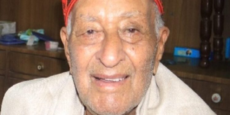 CM condoles demise of former Hockey captain