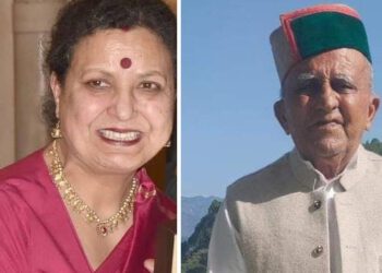 CM congratulates Vidyanand Saraik and Lalita Vakil