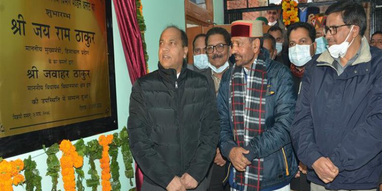 Chief Minister Jai Ram Thakur inaugurating the Public Works Division Office at Thalout. in Mandi district today.