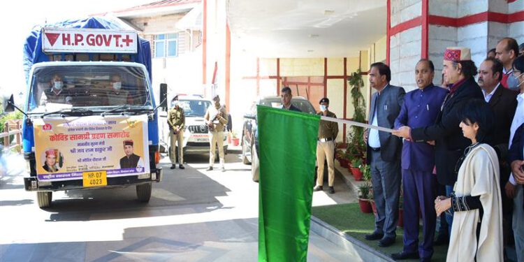 CM flags off relief material donated by bollywood singer Mohit Chauhan