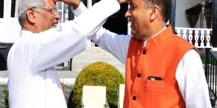 CM greets Governor on Holi