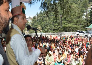 State government would constitute Committee to frame policy for regularizing services of Silai Adhiyapika