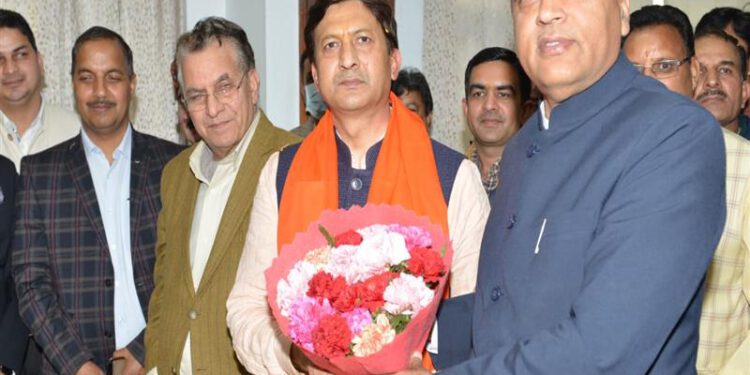 CM congratulates Dr. Sikander Kumar for being elected as Rajya Sabha MP