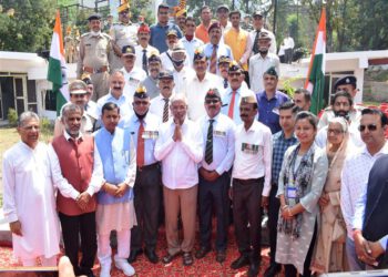 Governor inaugurates War Memorial in Bilaspur