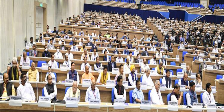 CM participates in joint conference of CMs and CJs of High Courts