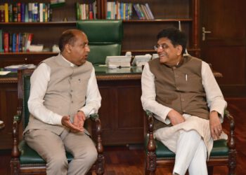 CM meets Union Minister for Commerce and Industry