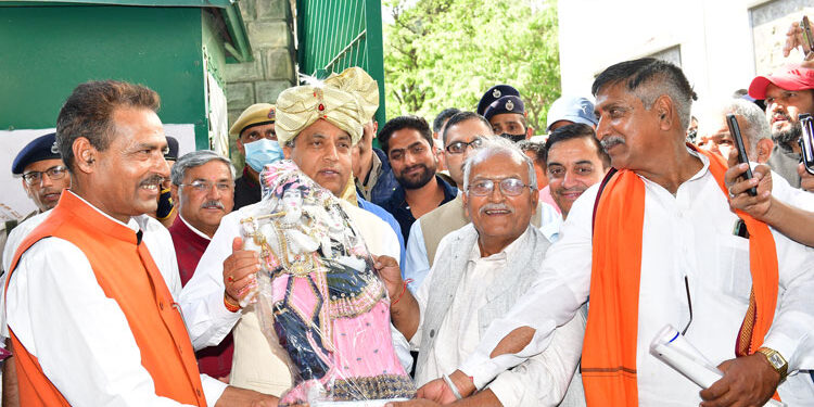 BMS thanks CM for various welfare schemes and enhancing wages of daily wagers