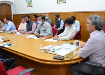 75 Amrit Sarovar to be constructed in each district under Catch the Rain program: Ram Subhag Singh