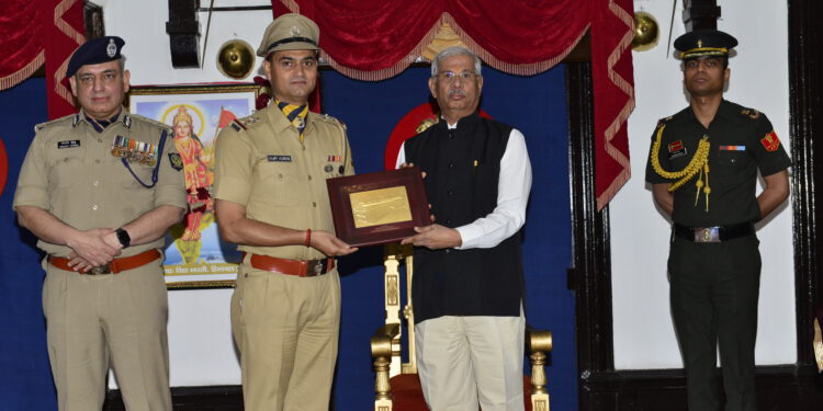 Governor honours ‘Harmony of the Pines’ Police Orchestra with Prernastrot Puraskarar