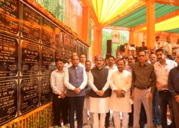 Chief Minister inaugurates and lays foundation stones of developmental projects worth Rs. 234.24 crores in Sulah Assembly constituency of Kangra district
