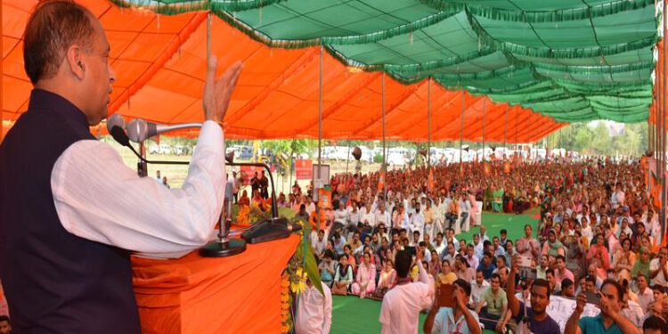 CM inaugurates and lays foundation stones of developmental projects worth Rs. 105 crore in Jawalamukhi AC of district Kangra