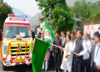 J.P. Nadda and Jai Ram Thakur flag-off 50 ambulances under National Ambulance Service-108