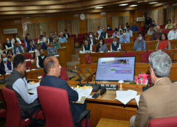 CM emphasis on completion of ambitious projects of state government