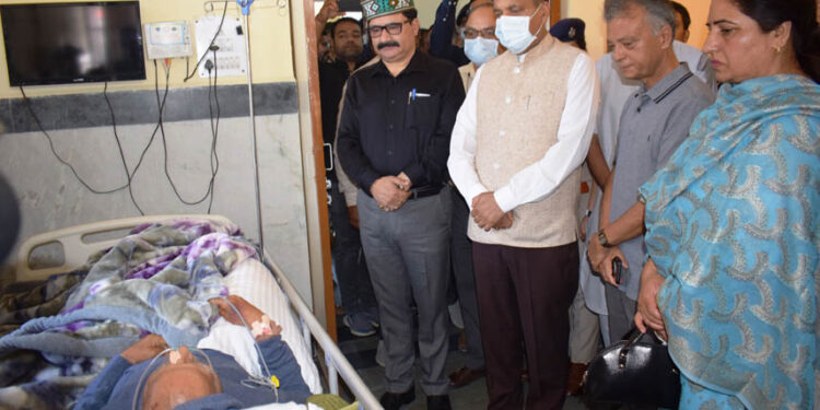 CM visits Pandit Sukh Ram at Regional Hospital Mandi