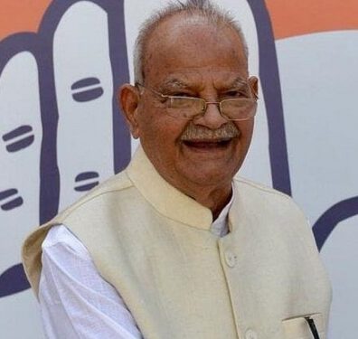 CM expresses grief over sad demise of Pt. Sukh Ram