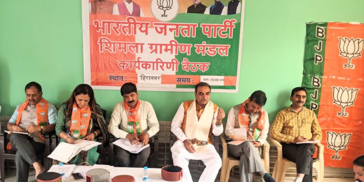 Tandon visits shimla grameen takes valueable feedback