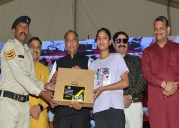 CM launches laptop distribution program to provide free laptops worth Rs. 83 crore to about 20,000 meritorious students of the State