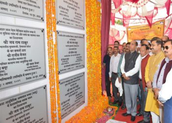 CM dedicates and lays foundation stone of 15 developmental projects of Rs. 162 crore in Chamba Assem