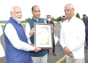 PM given warm send off