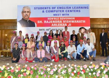 Governor stresses to understand spirit of words