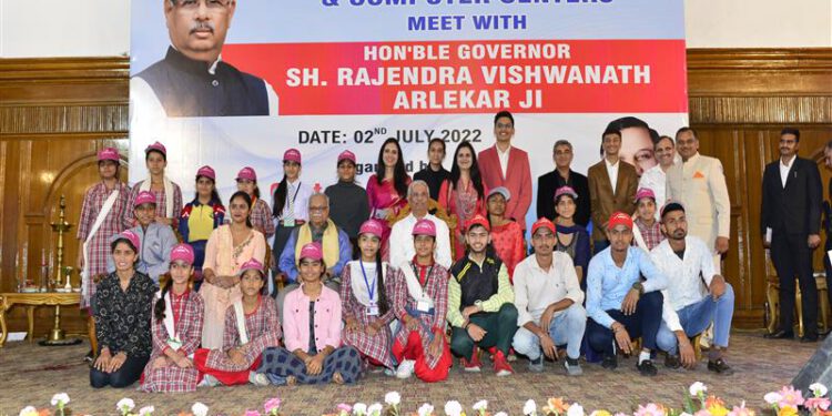 Governor stresses to understand spirit of words