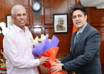 Chief Justice of HP High Court calls on Governor