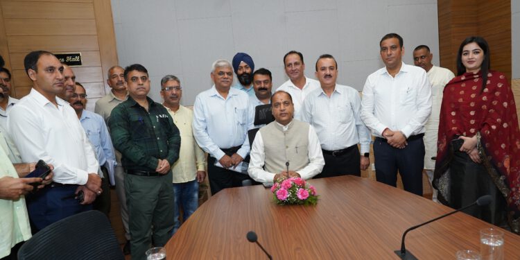 CM dedicates conference hall building at Chandigarh