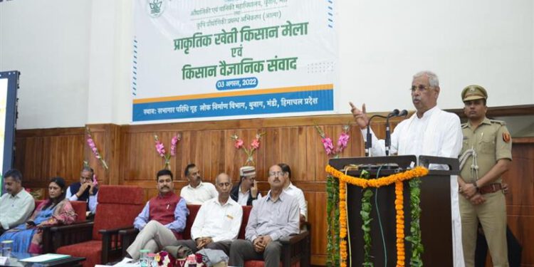 Governor interacts with Mahila Mandals of Thunag area in district Mandi